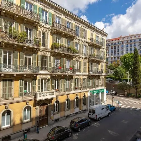 Apartment Notre Dame - Huge Sunny Modern 2br Flat - Terrace Nice